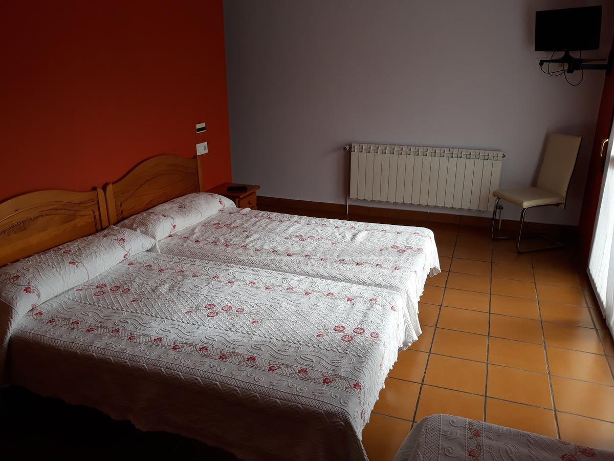 Hostal Ardoi Сисур-Майор Экстерьер фото
