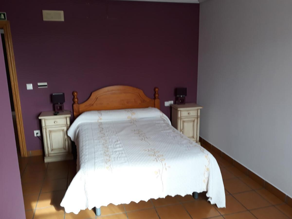 Hostal Ardoi Сисур-Майор Номер фото