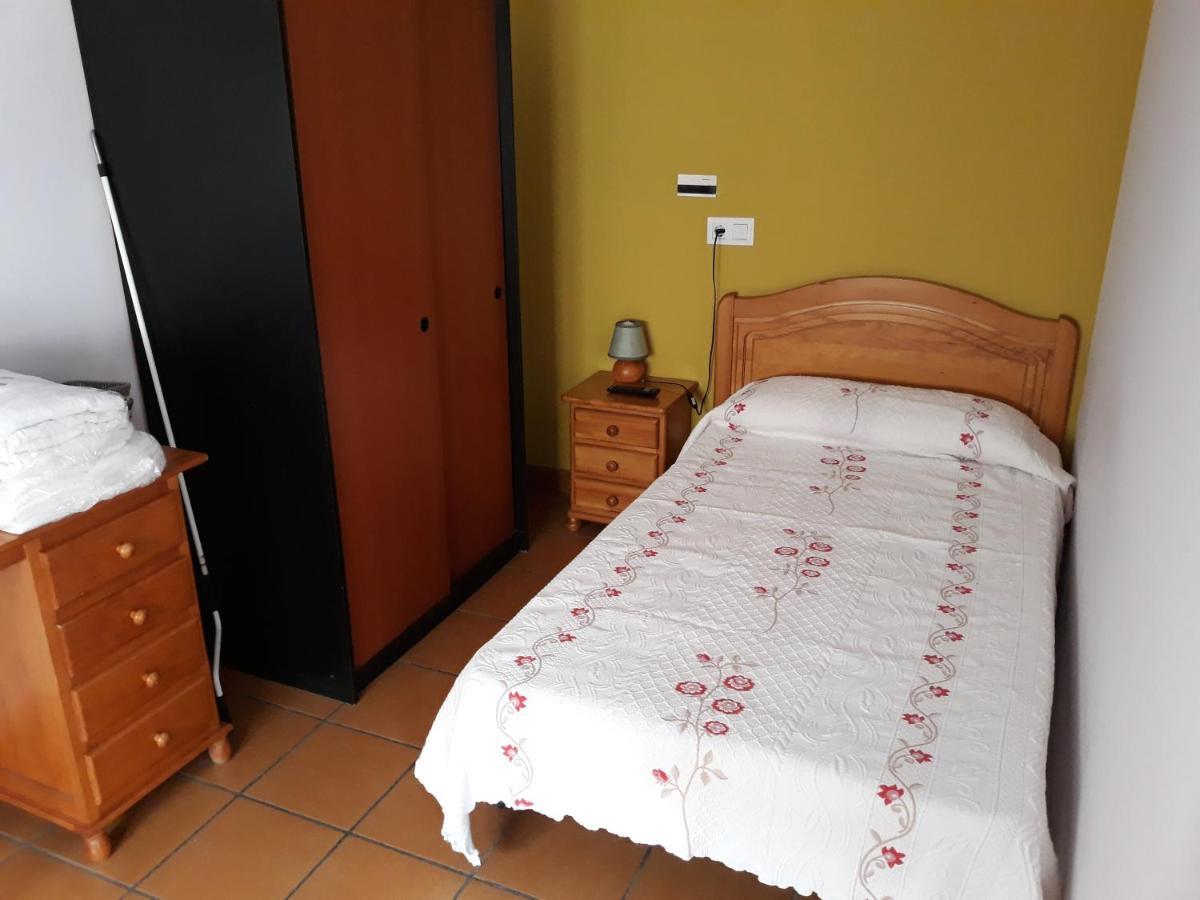 Hostal Ardoi Сисур-Майор Номер фото